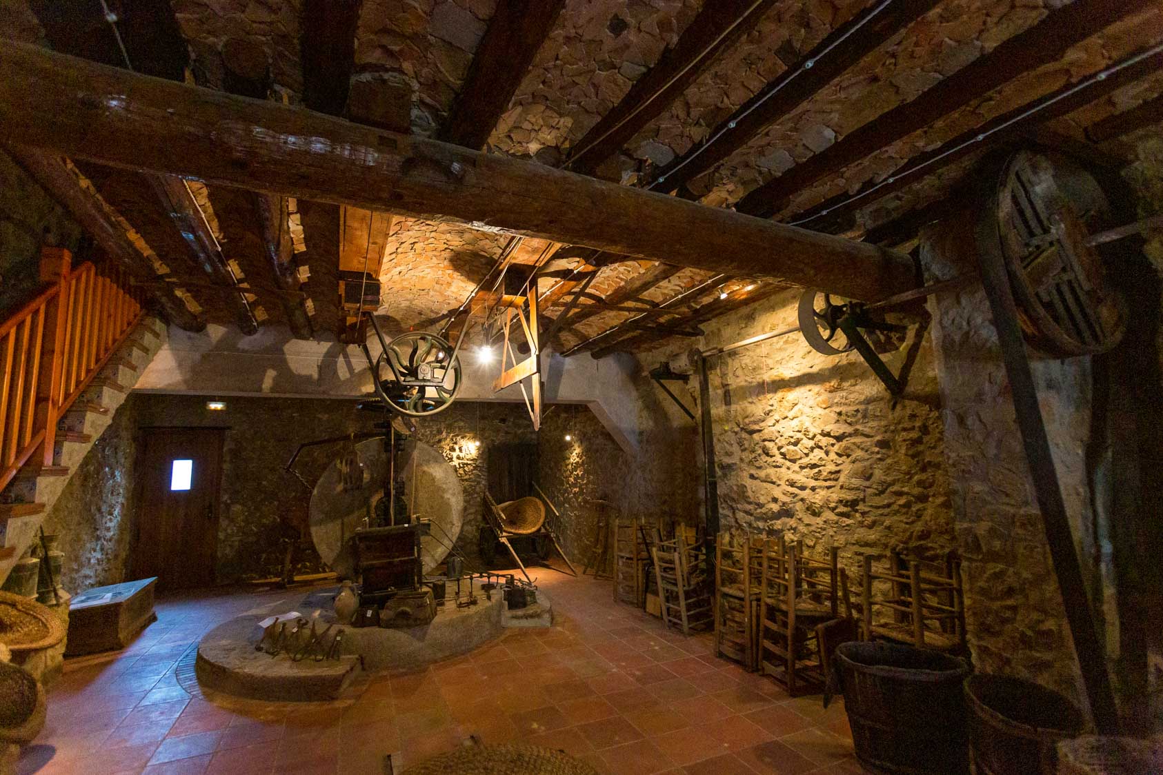 Vilar_de_canes-Interior_molino_aceite_2_(1)